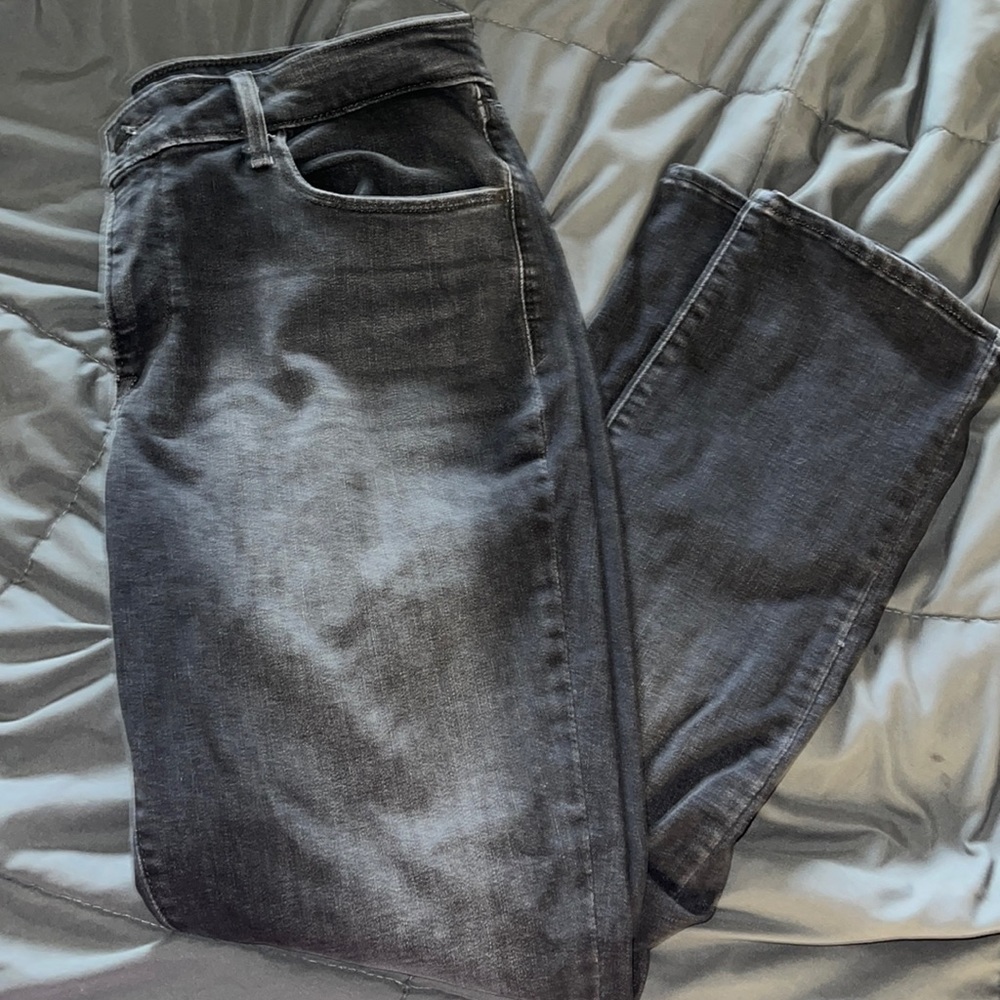 Levi's faded black mid rise skinny jeans Size 16 New without tags